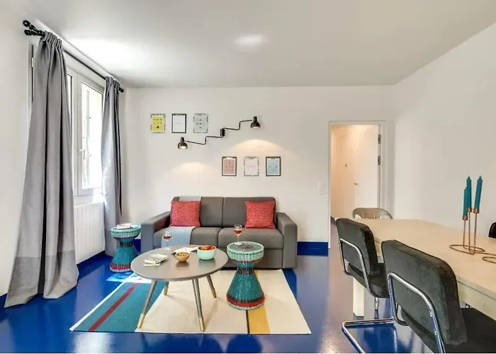 Modern & Colourful 3Bd For 9 Guests In Le Marais!