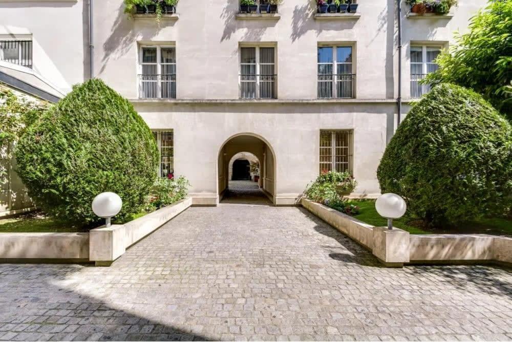 Modern & Colourful 3bd For 9 Guests In Le Marais! Apartment Paris
